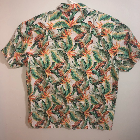 Tommy Bahama S/S Tropical Floral Print Button Down - Picture 3 of 6